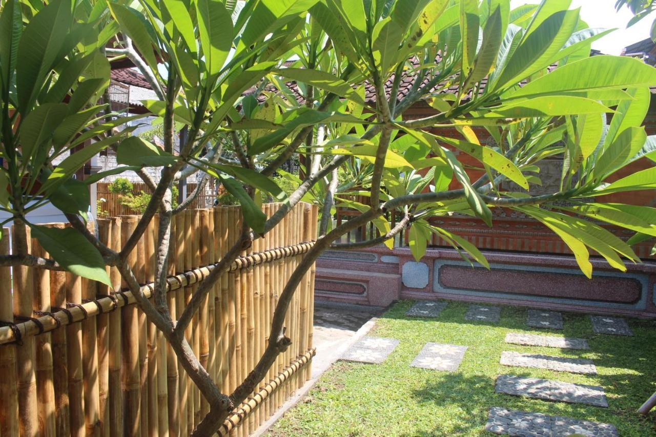 Jukung Villas Kuta Kuta  Exterior photo